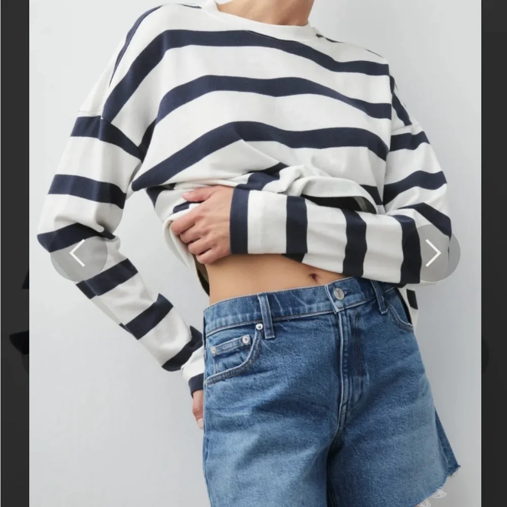 AYR Half Day long sleeve tee. Color CouCou - Picture 2 of 7